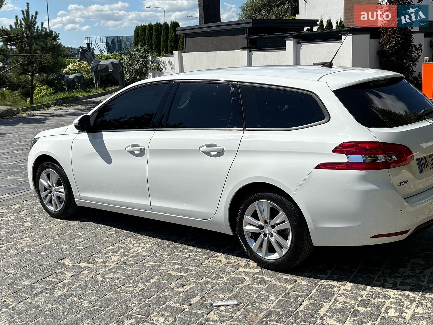 Peugeot 308 2021 VIN VF3LCYHZKMS174879 фото оголошення 32 з 99