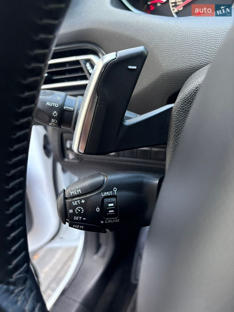 Peugeot 308 2021 VIN VF3LCYHZKMS174879 фото оголошення 60 з 99