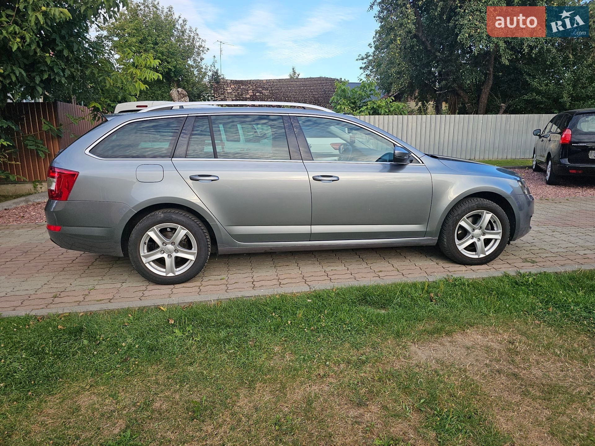 Skoda Octavia 2014 VIN TMBJJ7NE9D0033955 фото оголошення 12 з 47