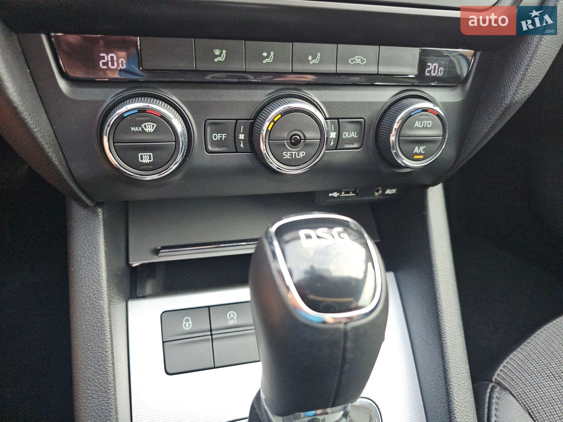 Skoda Octavia 2014 VIN TMBJJ7NE9D0033955 фото оголошення 2 з 56