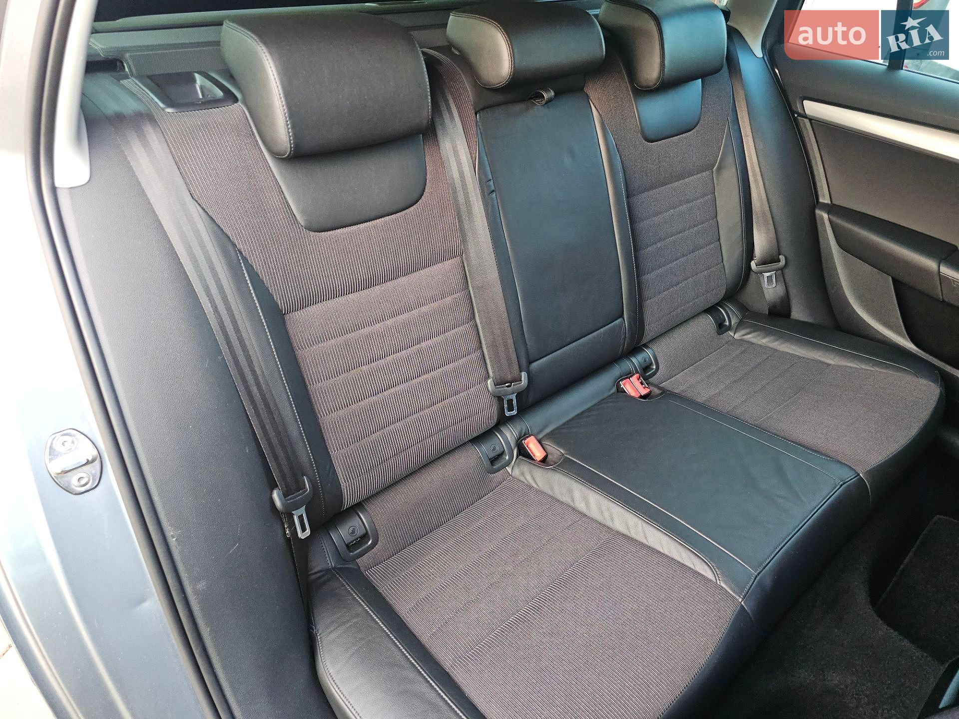Skoda Octavia 2014 VIN TMBJJ7NE9D0033955 фото оголошення 15 з 56