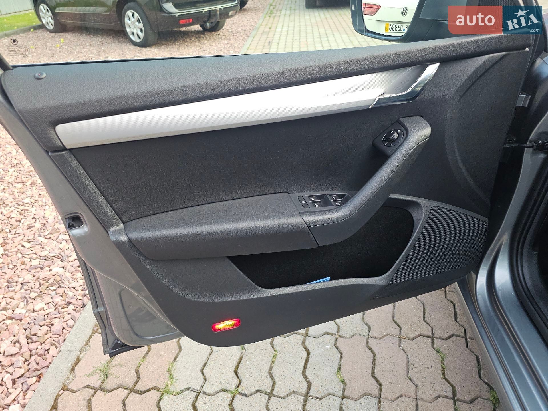 Skoda Octavia 2014 VIN TMBJJ7NE9D0033955 фото оголошення 25 з 56