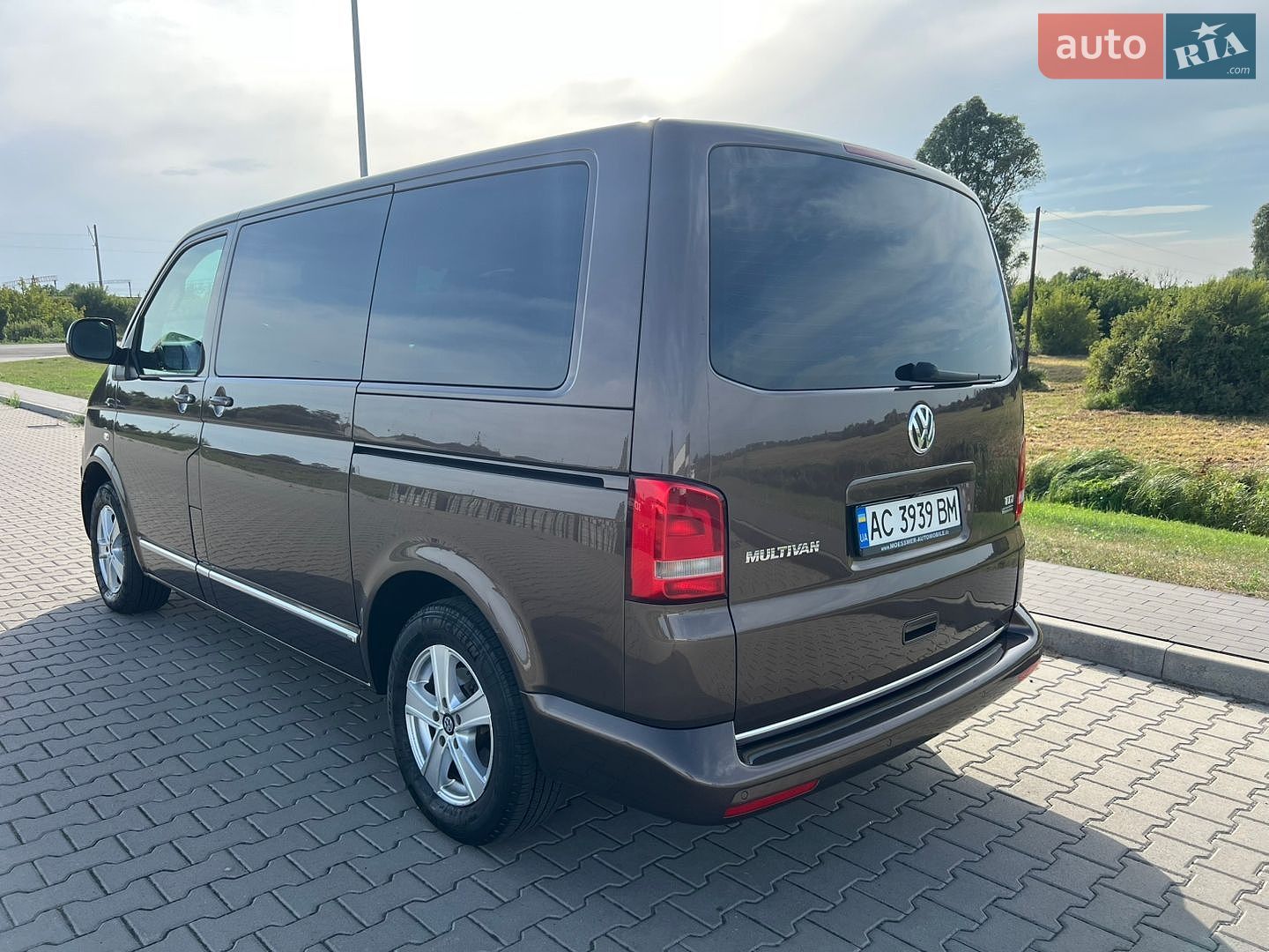 Volkswagen Multivan 2014 VIN WV2ZZZ7HZEH114226 фото оголошення 15 з 46