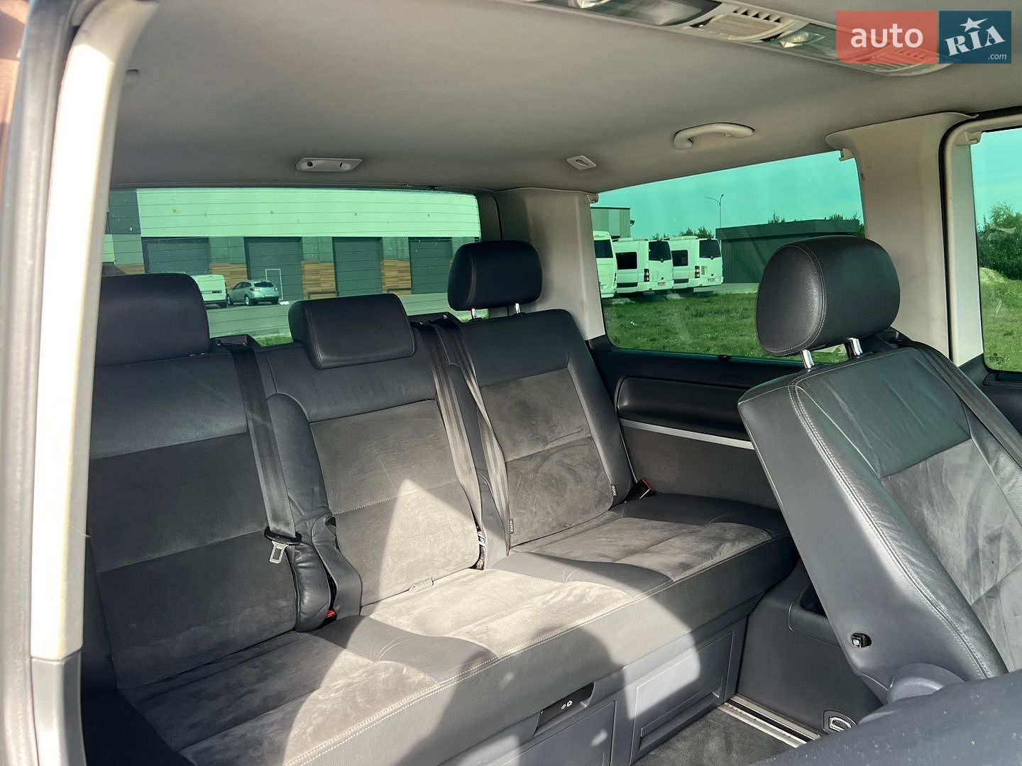 Volkswagen Multivan 2014 VIN WV2ZZZ7HZEH114226 фото оголошення 24 з 46