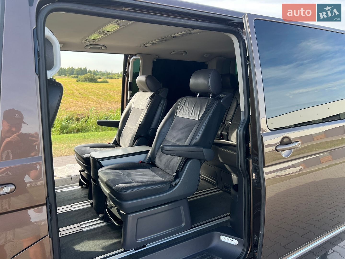 Volkswagen Multivan 2014 VIN WV2ZZZ7HZEH114226 фото оголошення 26 з 46