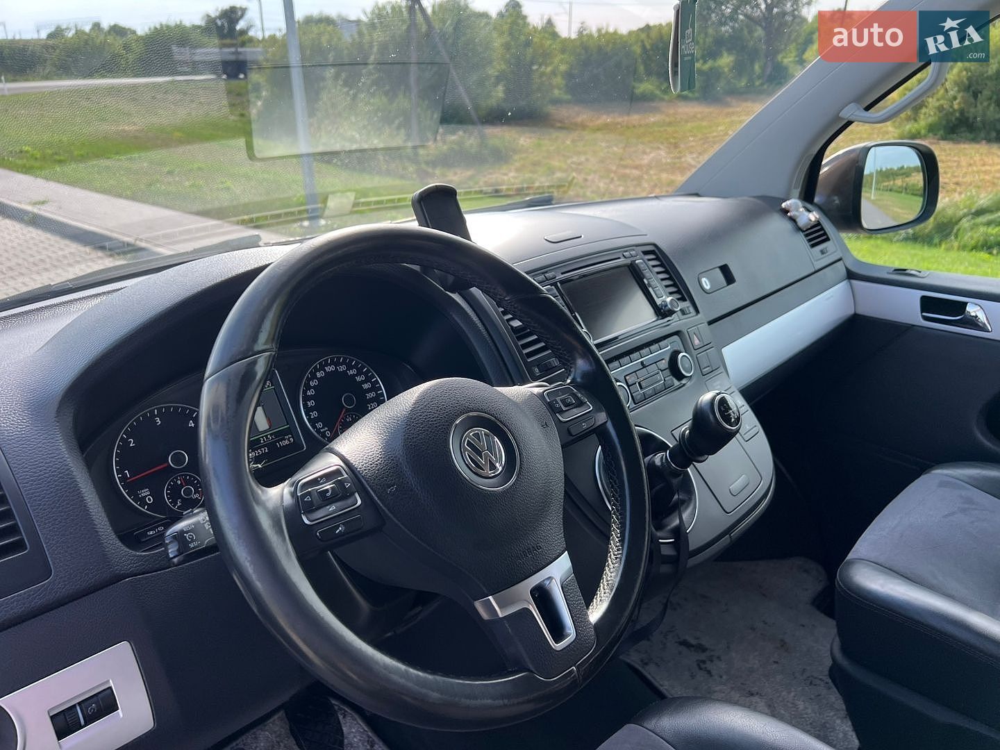 Volkswagen Multivan 2014 VIN WV2ZZZ7HZEH114226 фото оголошення 31 з 46