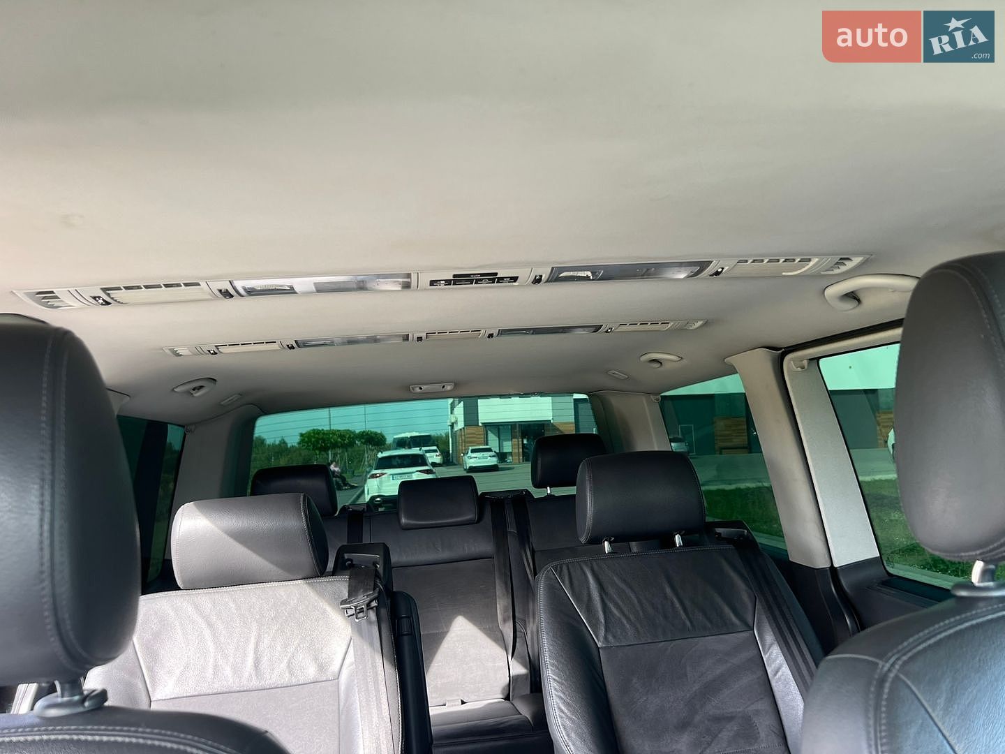 Volkswagen Multivan 2014 VIN WV2ZZZ7HZEH114226 фото оголошення 43 з 46
