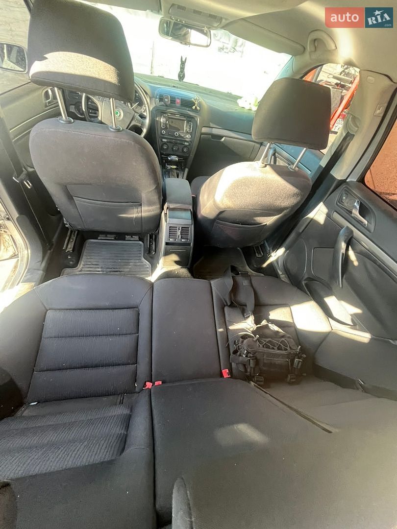 Skoda Octavia 2005 VIN TMBBD61Z562201385 фото оголошення 7 з 9