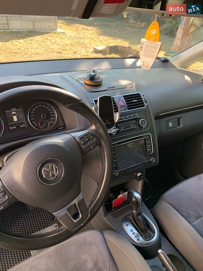 Volkswagen Touran 2011 VIN WVGZZZ1TZBW093518 фото оголошення 2 з 27
