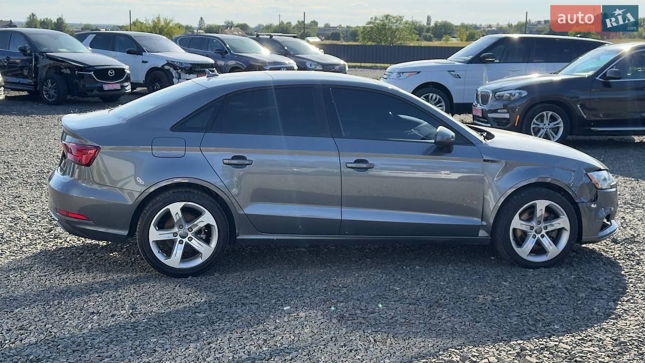 Audi A3 2016 VIN WAUAUGFF2H1041472 фото оголошення 4 з 24