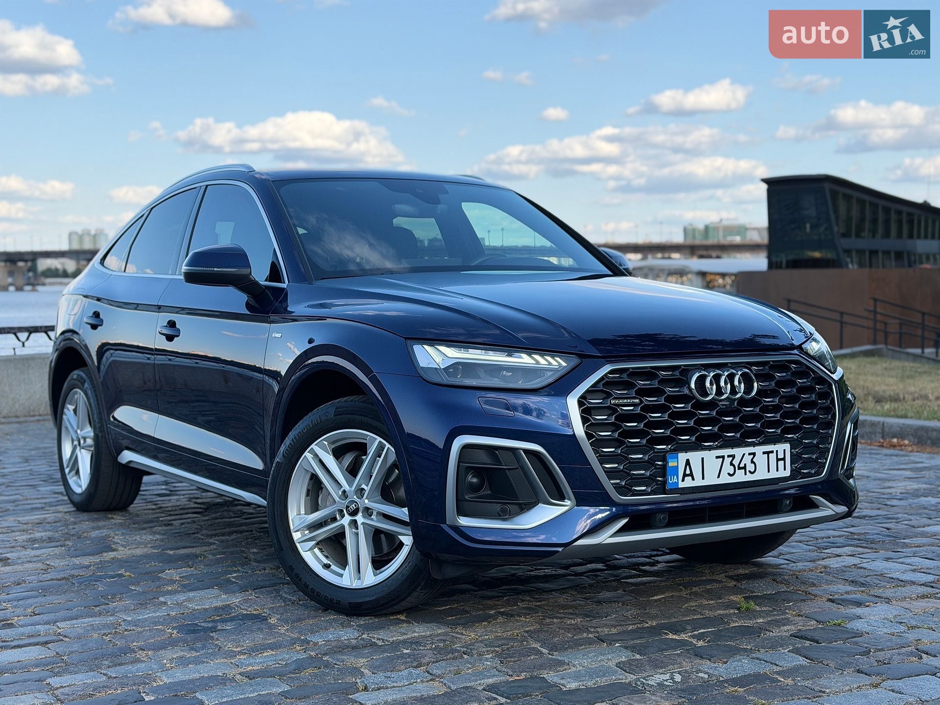 Audi Q5 Sportback 2023 VIN WAUZZZFY8P2175767 фото оголошення 4 з 70