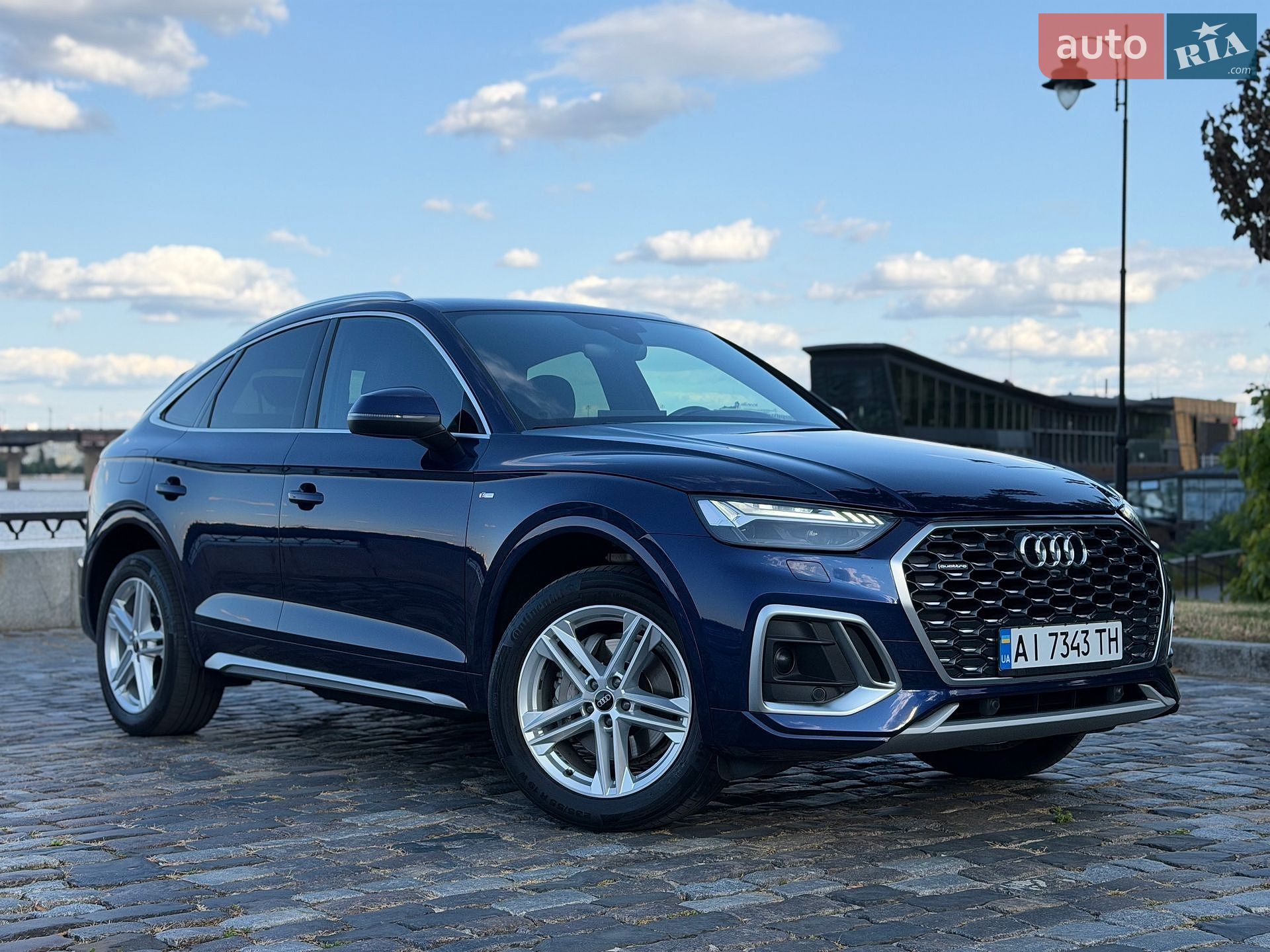 Audi Q5 Sportback 2023 VIN WAUZZZFY8P2175767 фото оголошення 2 з 70