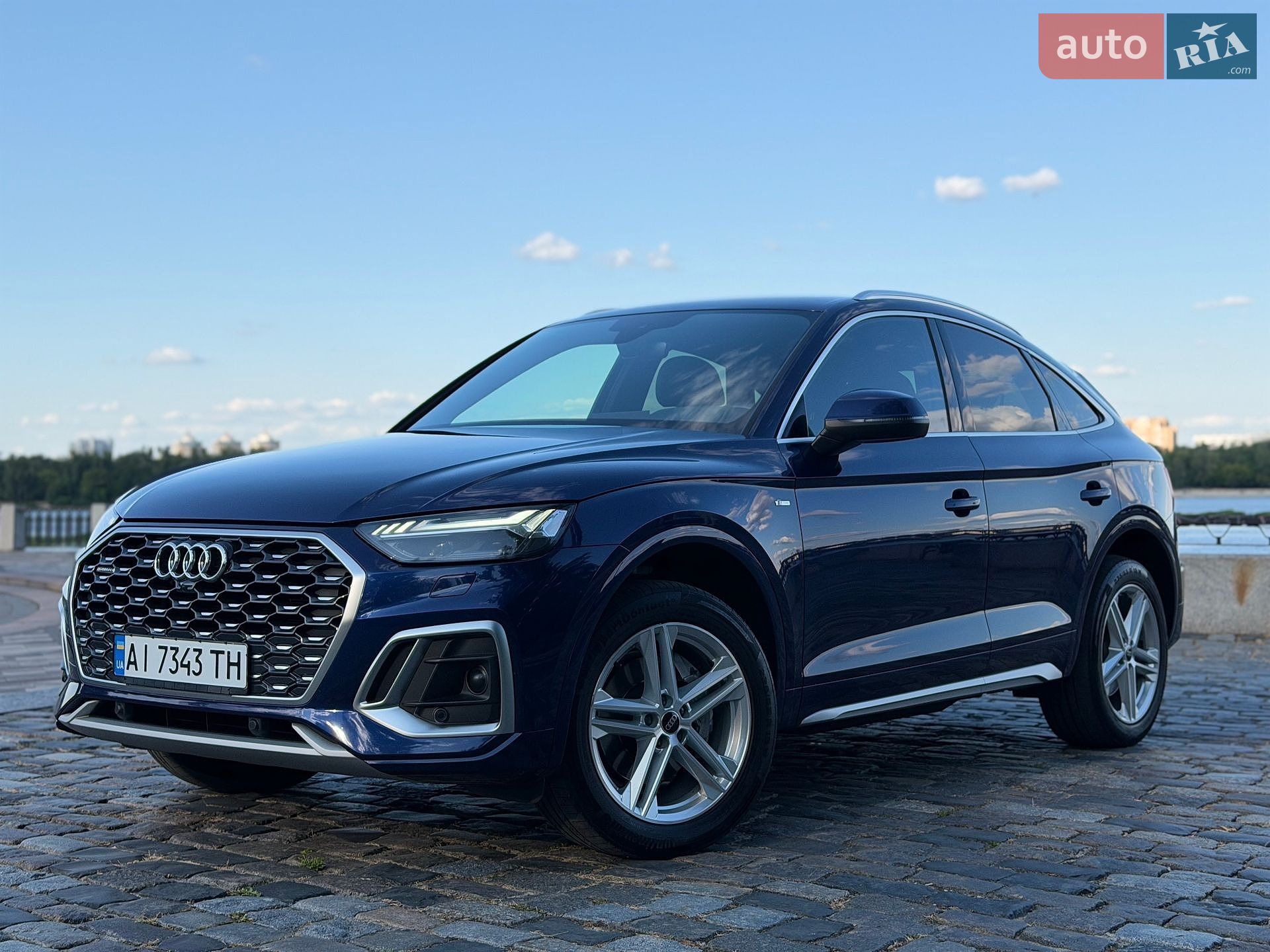 Audi Q5 Sportback 2023 VIN WAUZZZFY8P2175767 фото оголошення 12 з 70