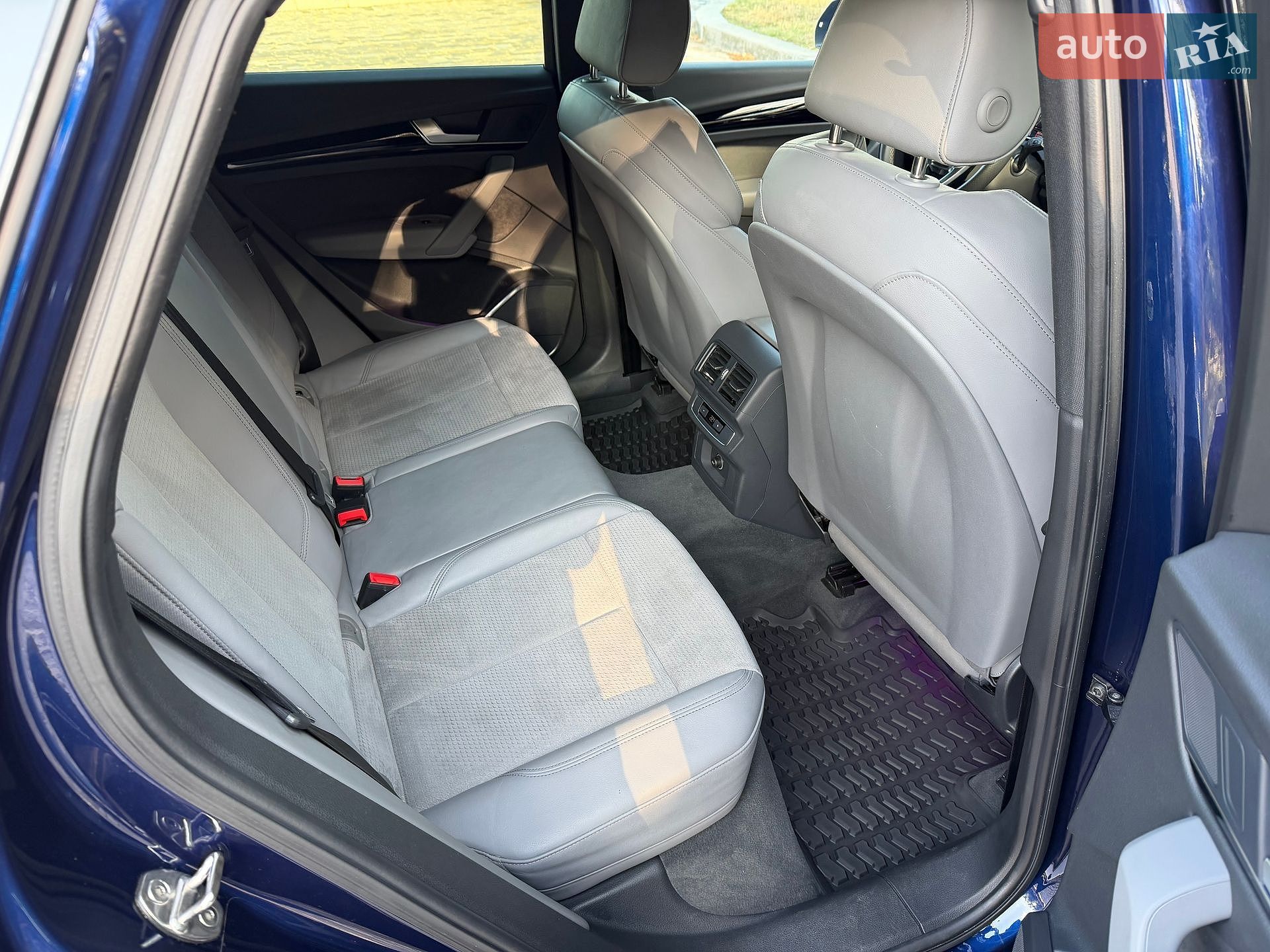 Audi Q5 Sportback 2023 VIN WAUZZZFY8P2175767 фото оголошення 48 з 70