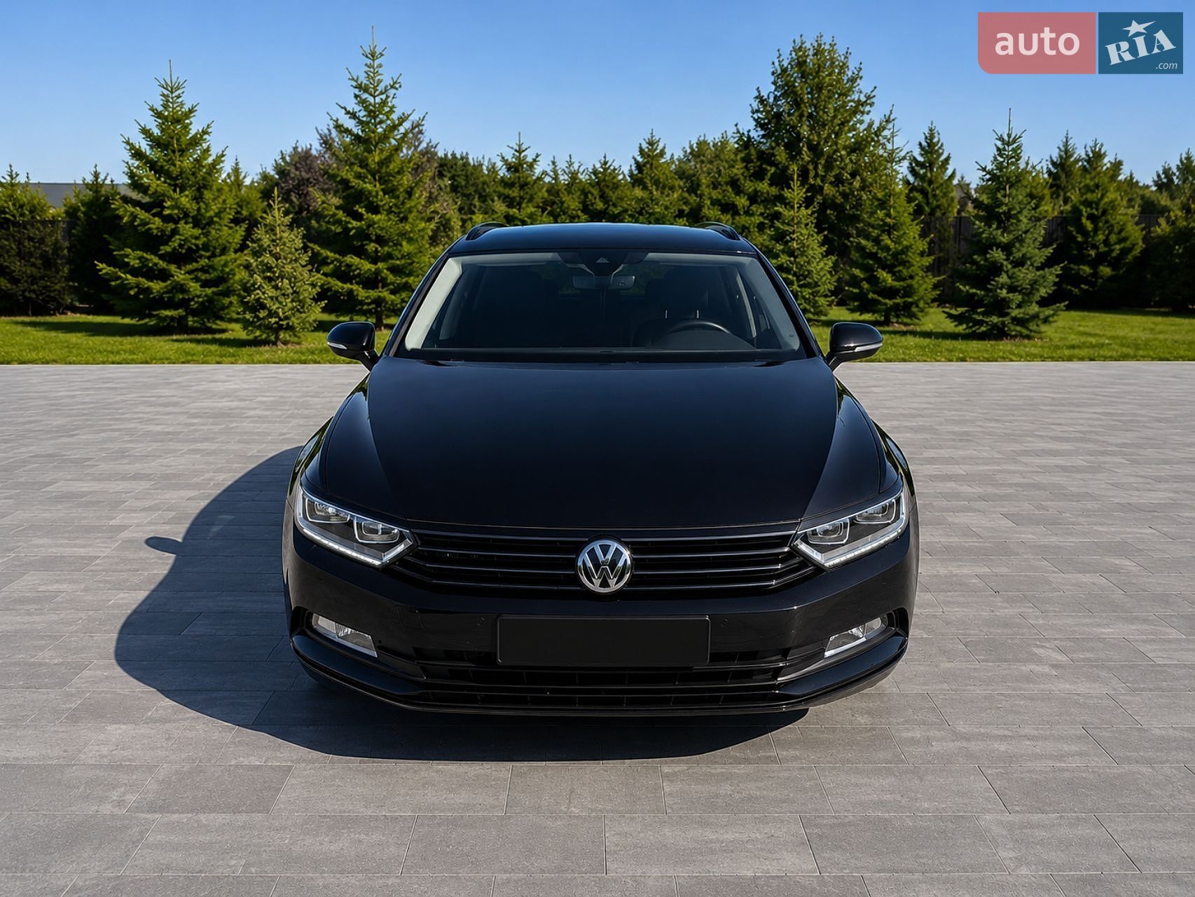 Volkswagen Passat 2018 VIN WVWZZZ3CZJE046131 фото оголошення 2 з 18