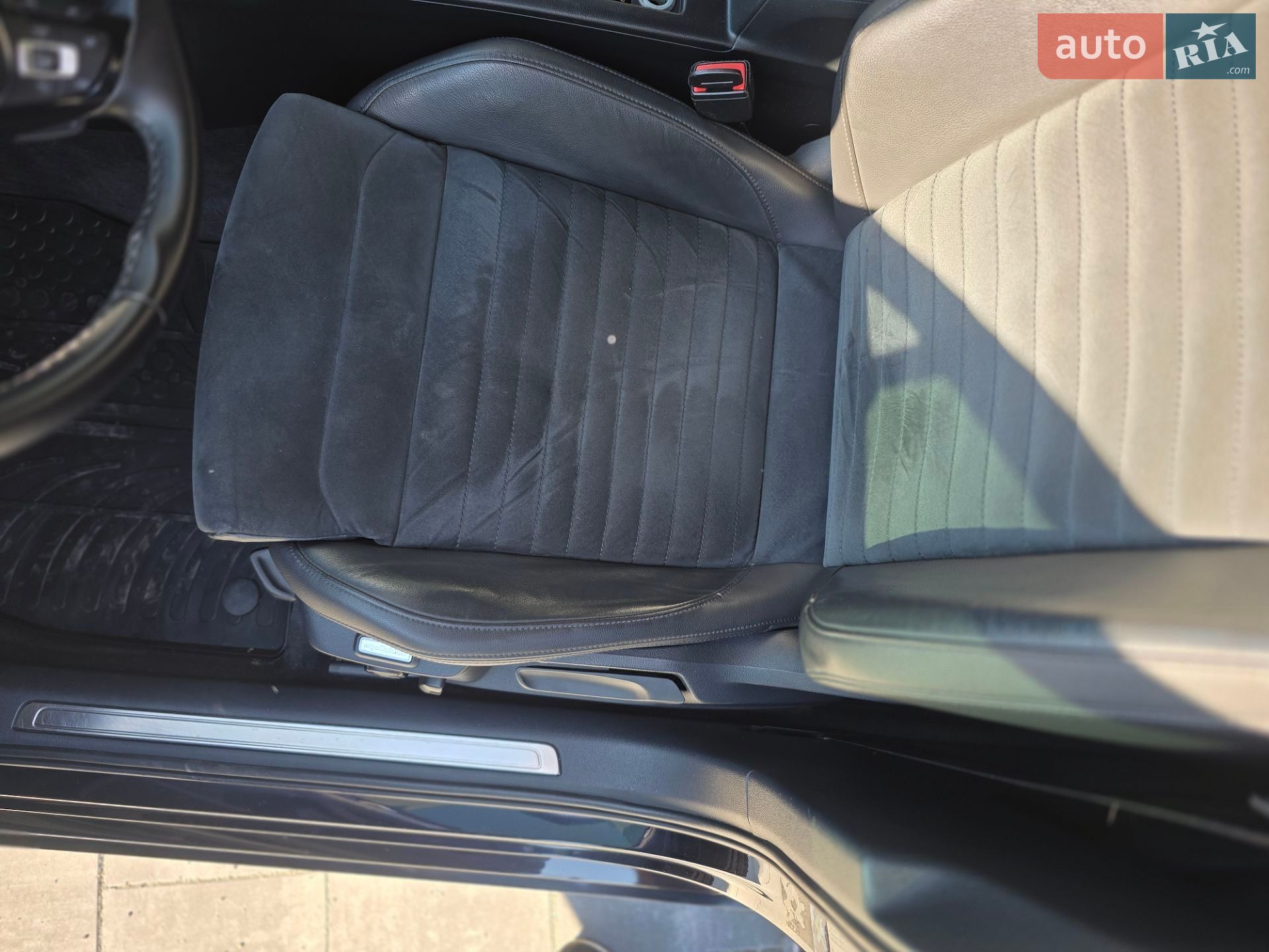 Volkswagen Passat 2018 VIN WVWZZZ3CZJE046131 фото оголошення 17 з 24
