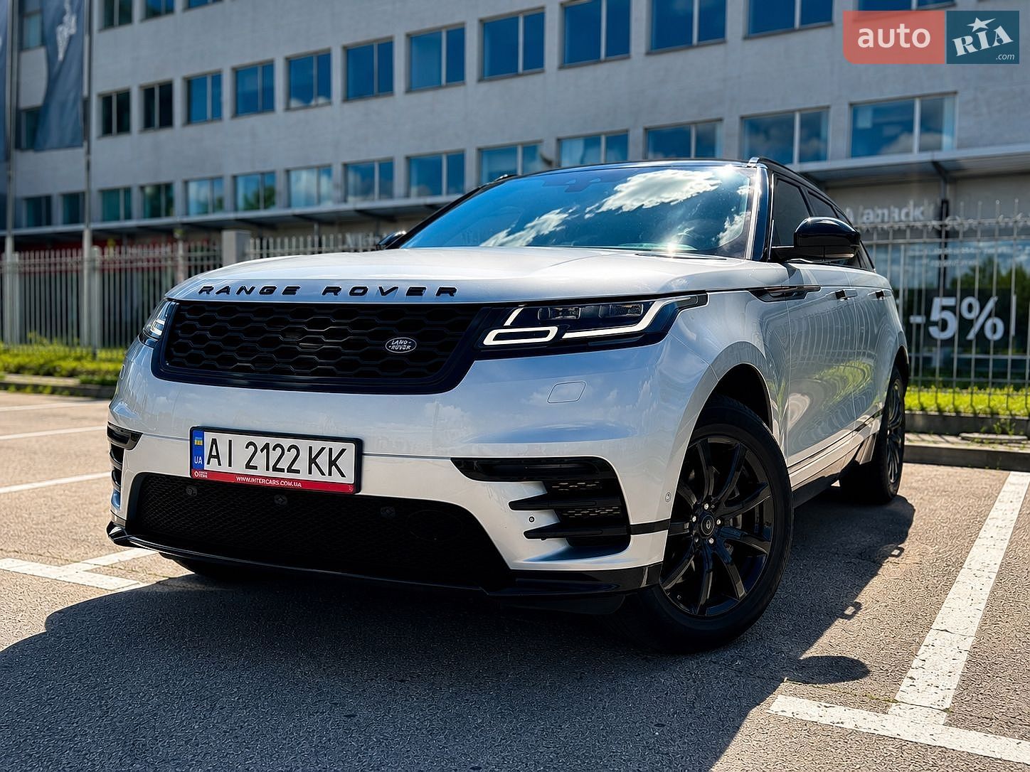 Land Rover Range Rover Velar 2019 VIN SALYK2FX6LA239203 фото оголошення 46 з 47