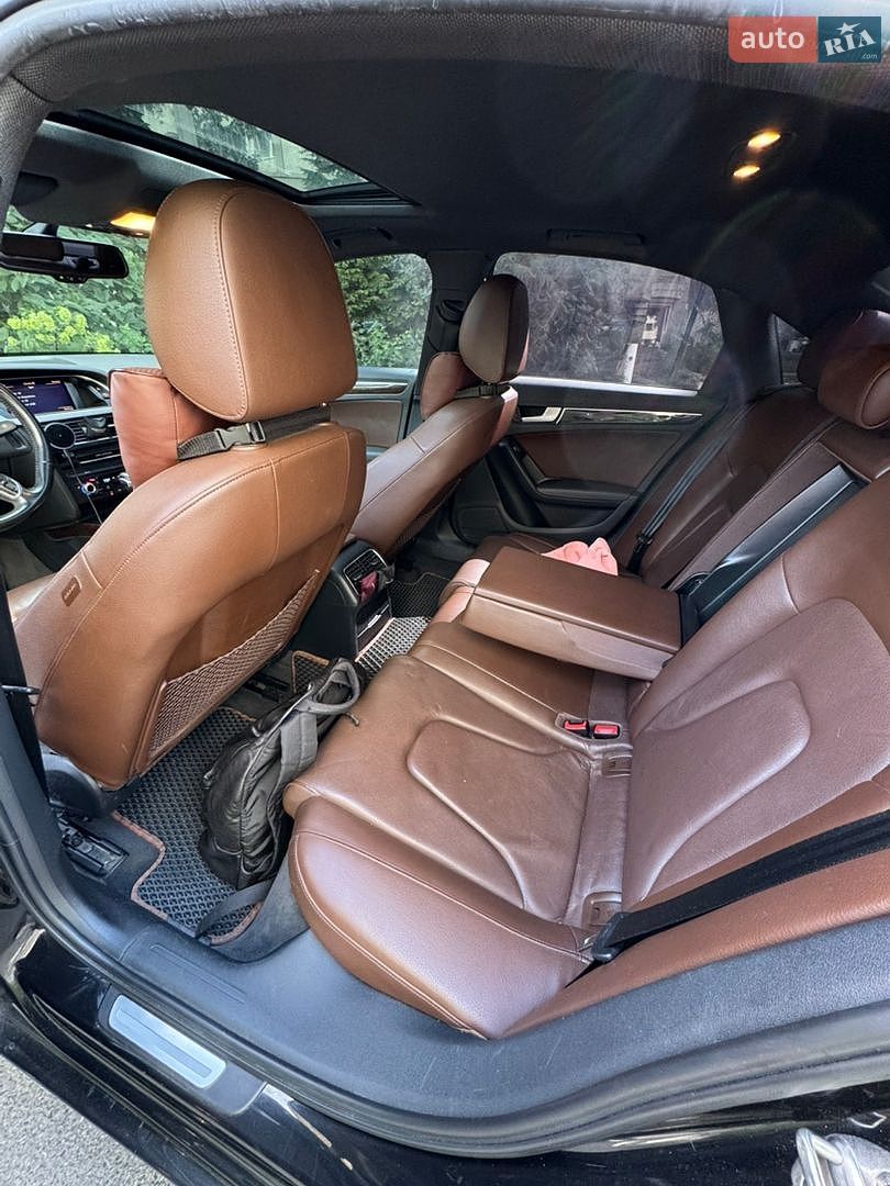 Audi A4 2012 VIN WAUFFAFL5DN027183 фото оголошення 2 з 12