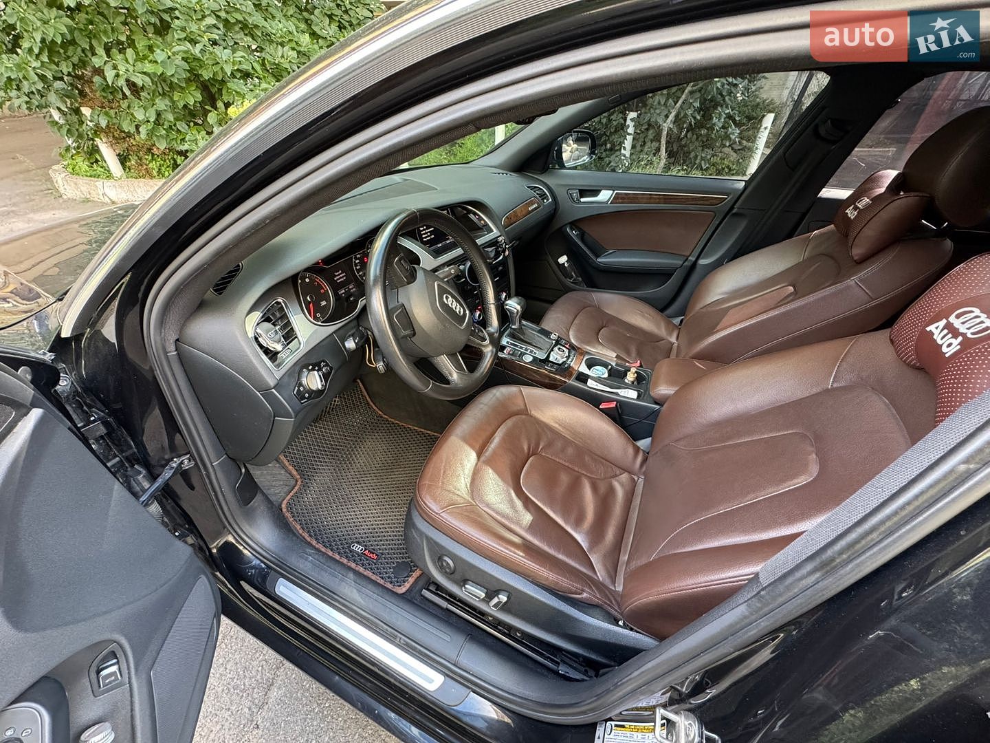 Audi A4 2012 VIN WAUFFAFL5DN027183 фото оголошення 4 з 12