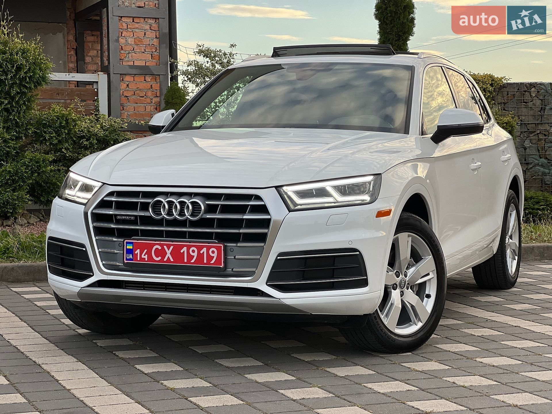 Audi Q5 2019 VIN WA1BNAFY4K2051239 фото оголошення 13 з 127