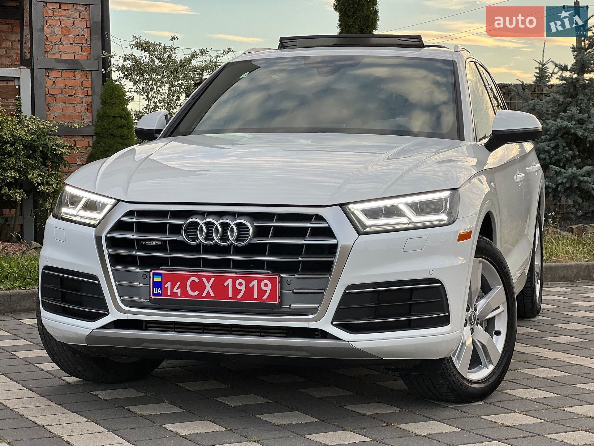 Audi Q5 2019 VIN WA1BNAFY4K2051239 фото оголошення 12 з 127