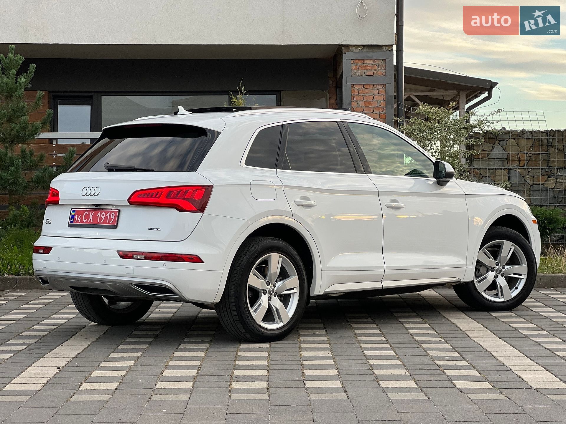 Audi Q5 2019 VIN WA1BNAFY4K2051239 фото оголошення 17 з 127