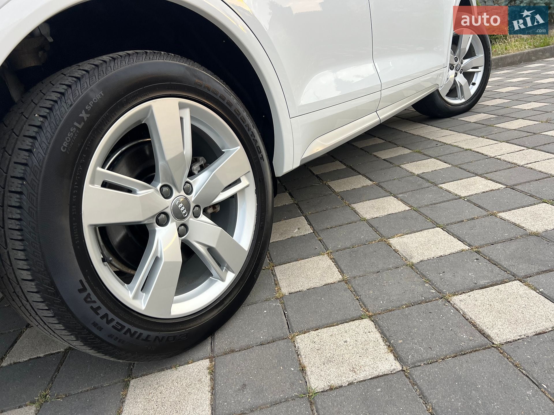 Audi Q5 2019 VIN WA1BNAFY4K2051239 фото оголошення 22 з 127