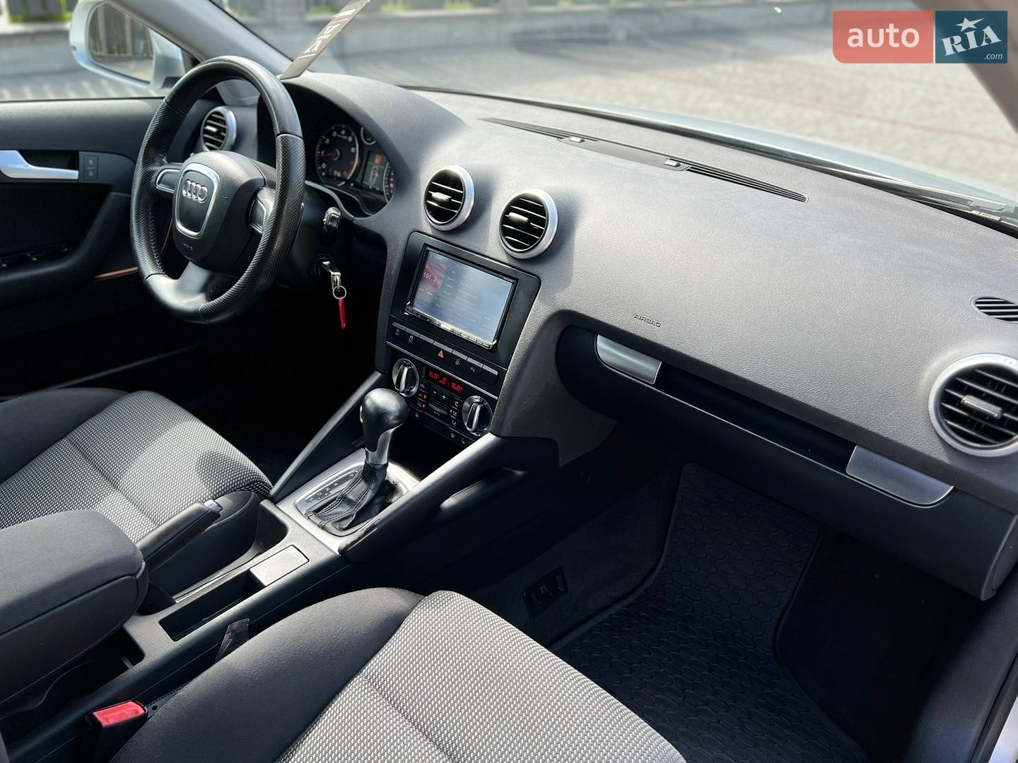 Audi A3 2010 VIN WAUZZZ8PXAB017913 фото оголошення 25 з 29