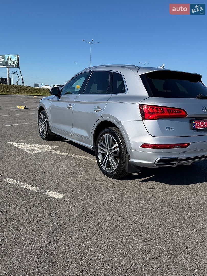 Audi Q5 2019 VIN WA1FNAFY9K2105698 фото оголошення 16 з 66