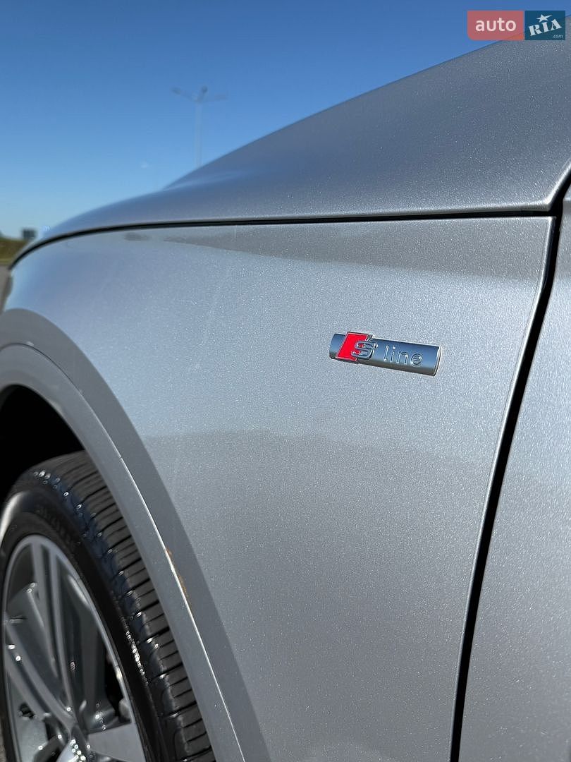 Audi Q5 2019 VIN WA1FNAFY9K2105698 фото оголошення 26 з 66