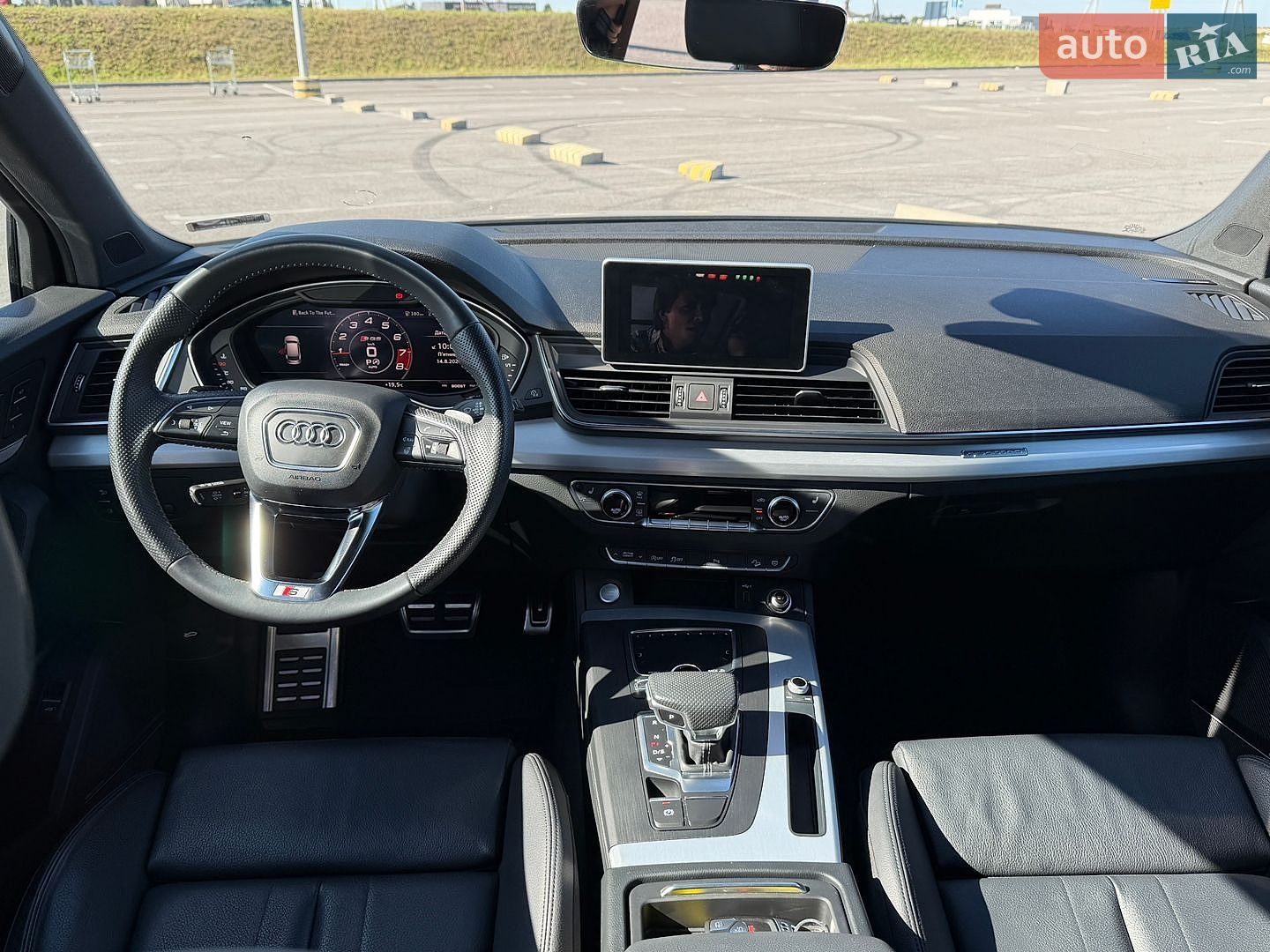 Audi Q5 2019 VIN WA1FNAFY9K2105698 фото оголошення 34 з 66