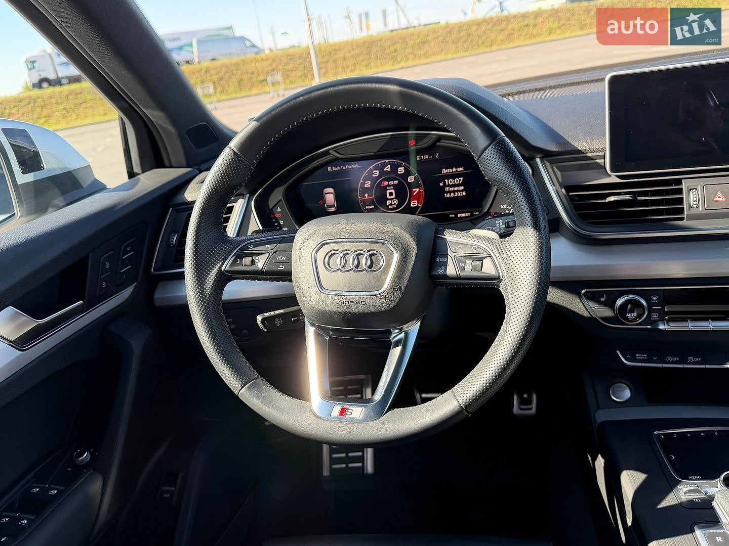Audi Q5 2019 VIN WA1FNAFY9K2105698 фото оголошення 36 з 66