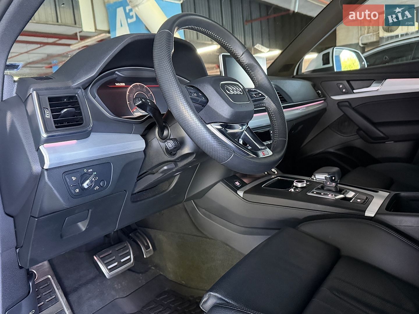 Audi Q5 2019 VIN WA1FNAFY9K2105698 фото оголошення 62 з 66