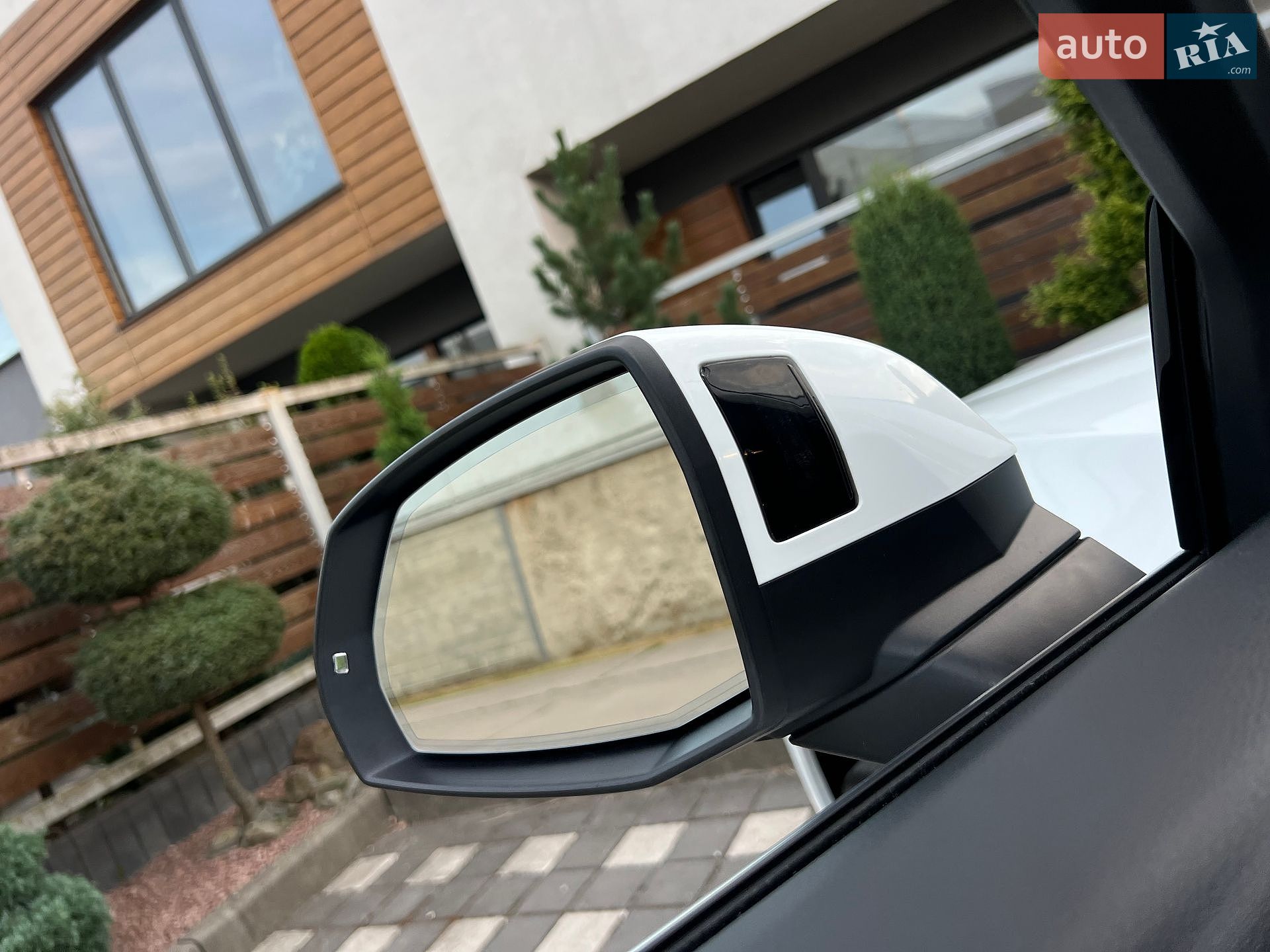 Audi Q5 2019 VIN WA1BNAFY4K2051239 фото оголошення 114 з 127