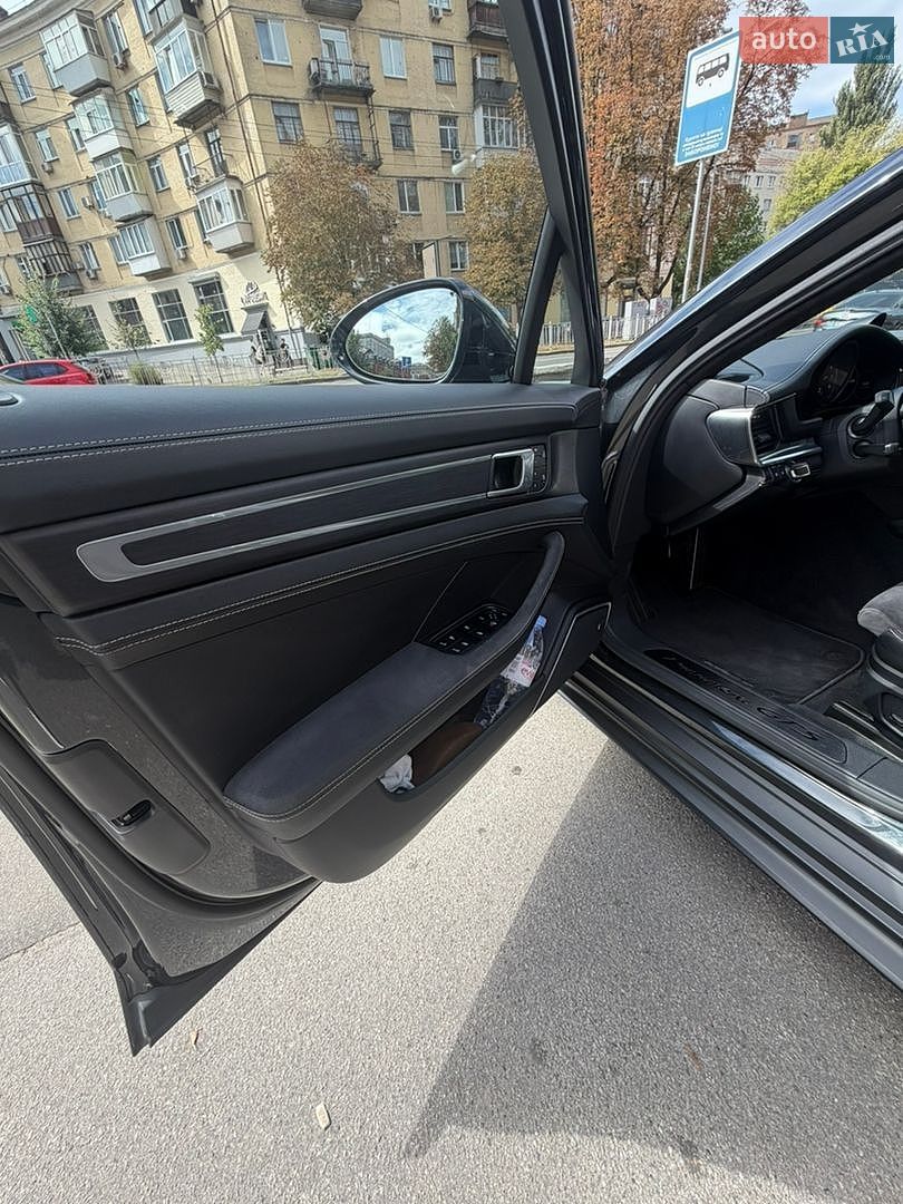Porsche Panamera 2023 VIN WP0AG2A70PL135513 фото оголошення 13 з 15