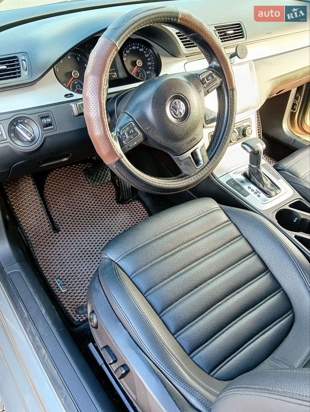 Volkswagen CC / Passat CC 2010 VIN WVWMP7AN6AE549321 фото оголошення 8 з 15