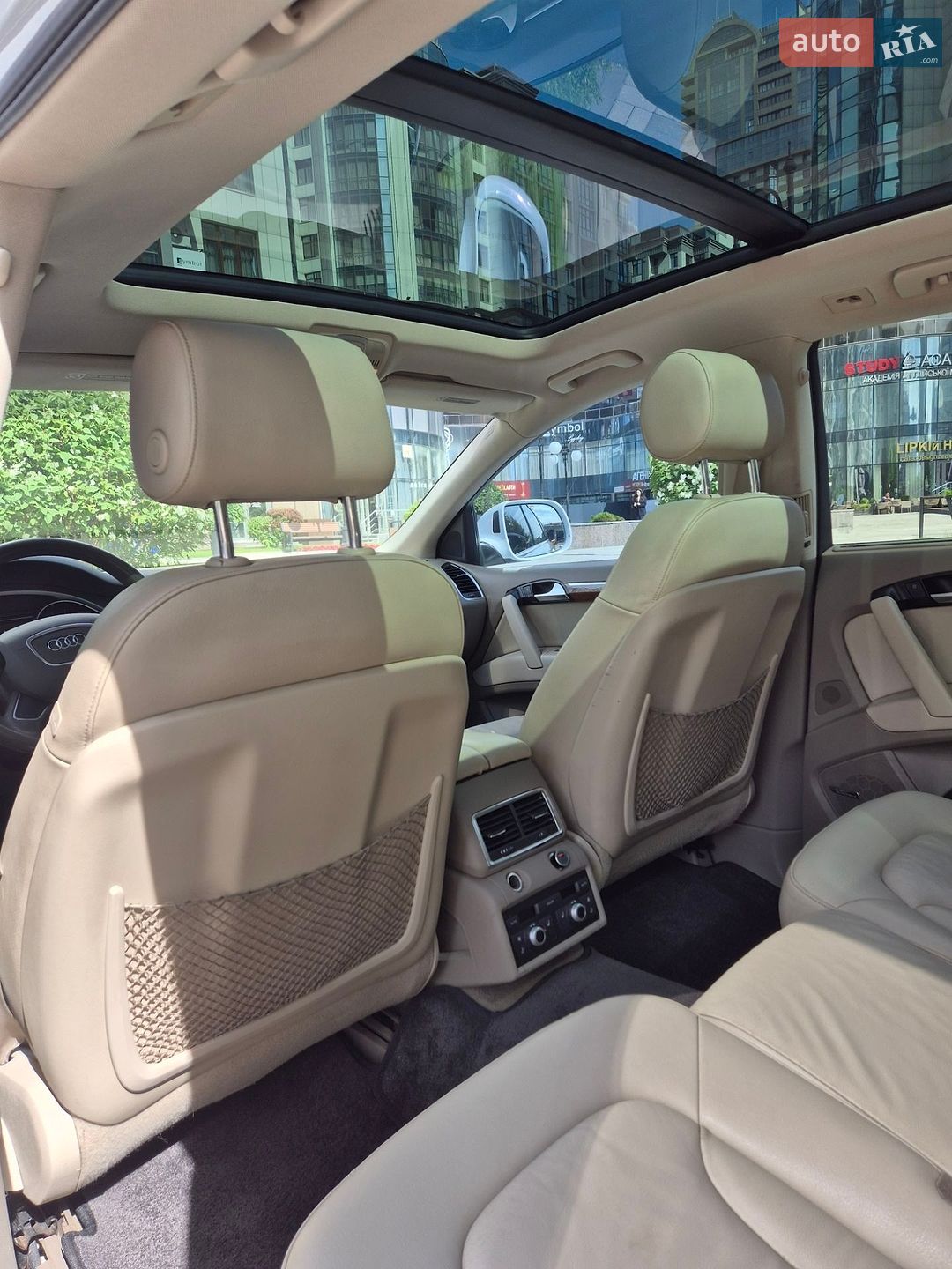 Audi Q7 2013 VIN WA1LMAFE3ED004130 фото оголошення 13 з 30
