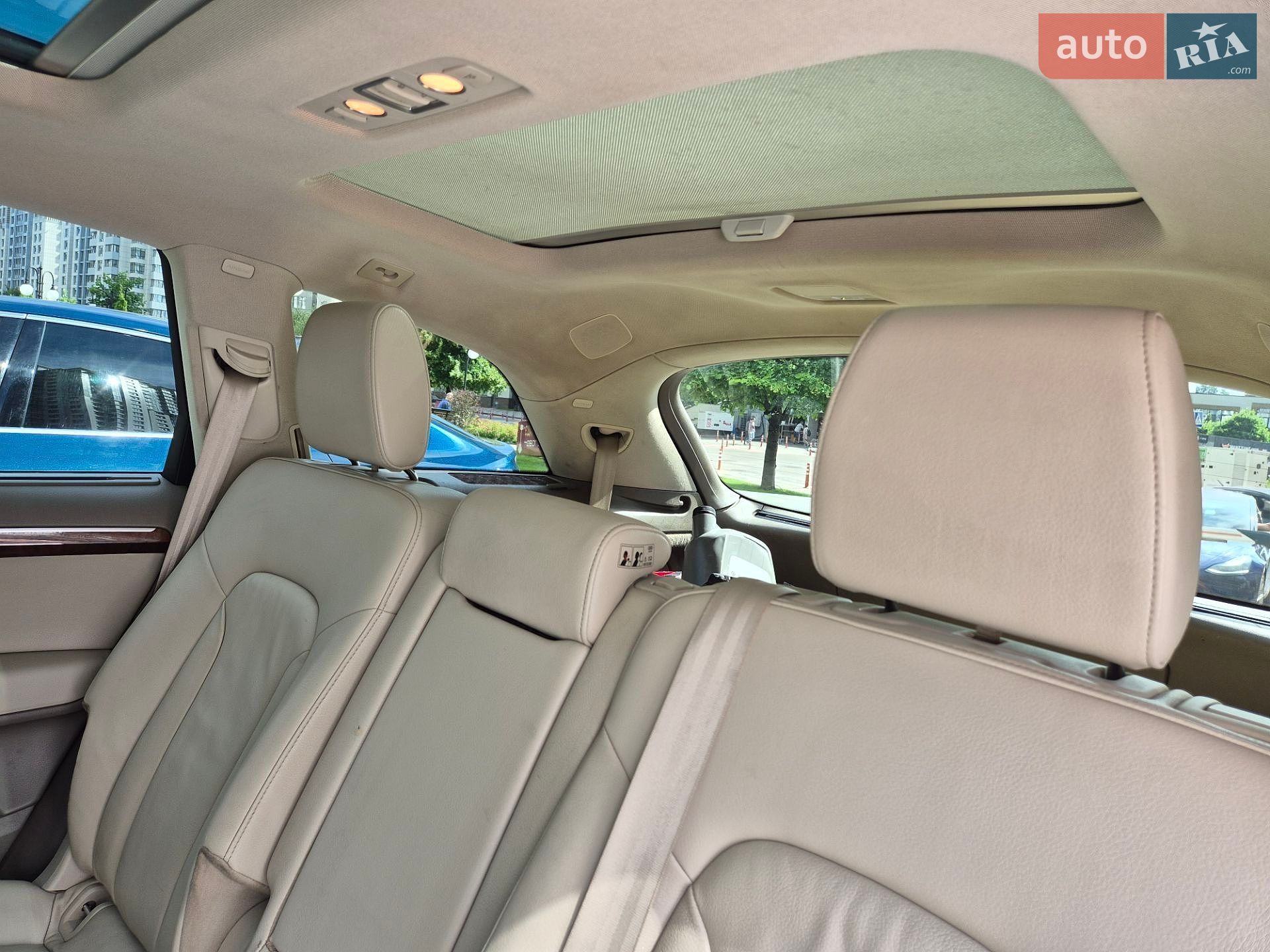 Audi Q7 2013 VIN WA1LMAFE3ED004130 фото оголошення 14 з 30