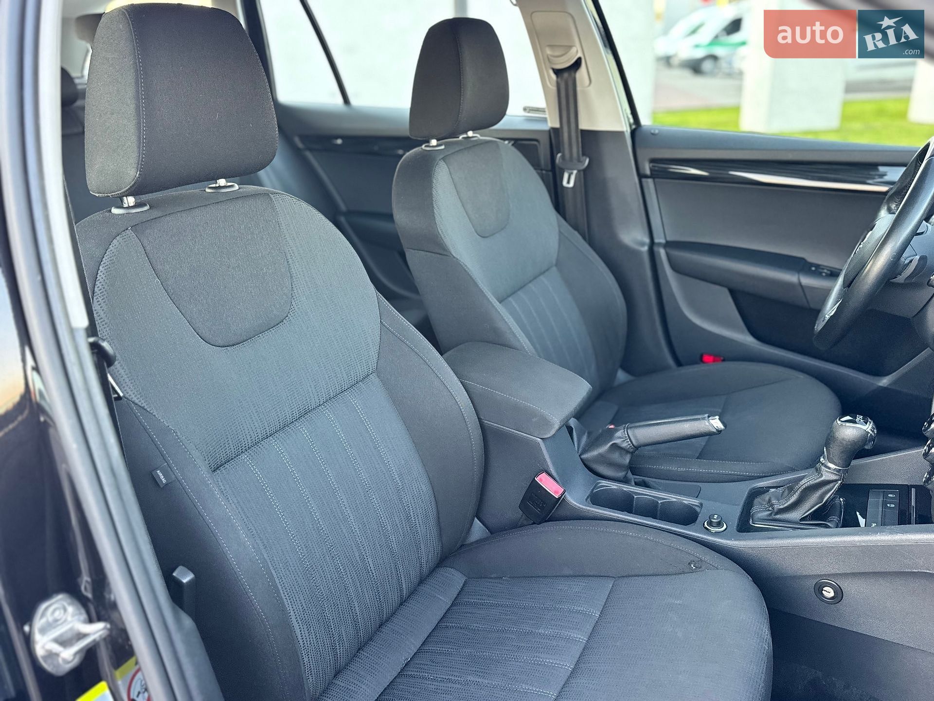 Skoda Octavia 2019 VIN TMBJJ7NE7K0147126 фото оголошення 35 з 41
