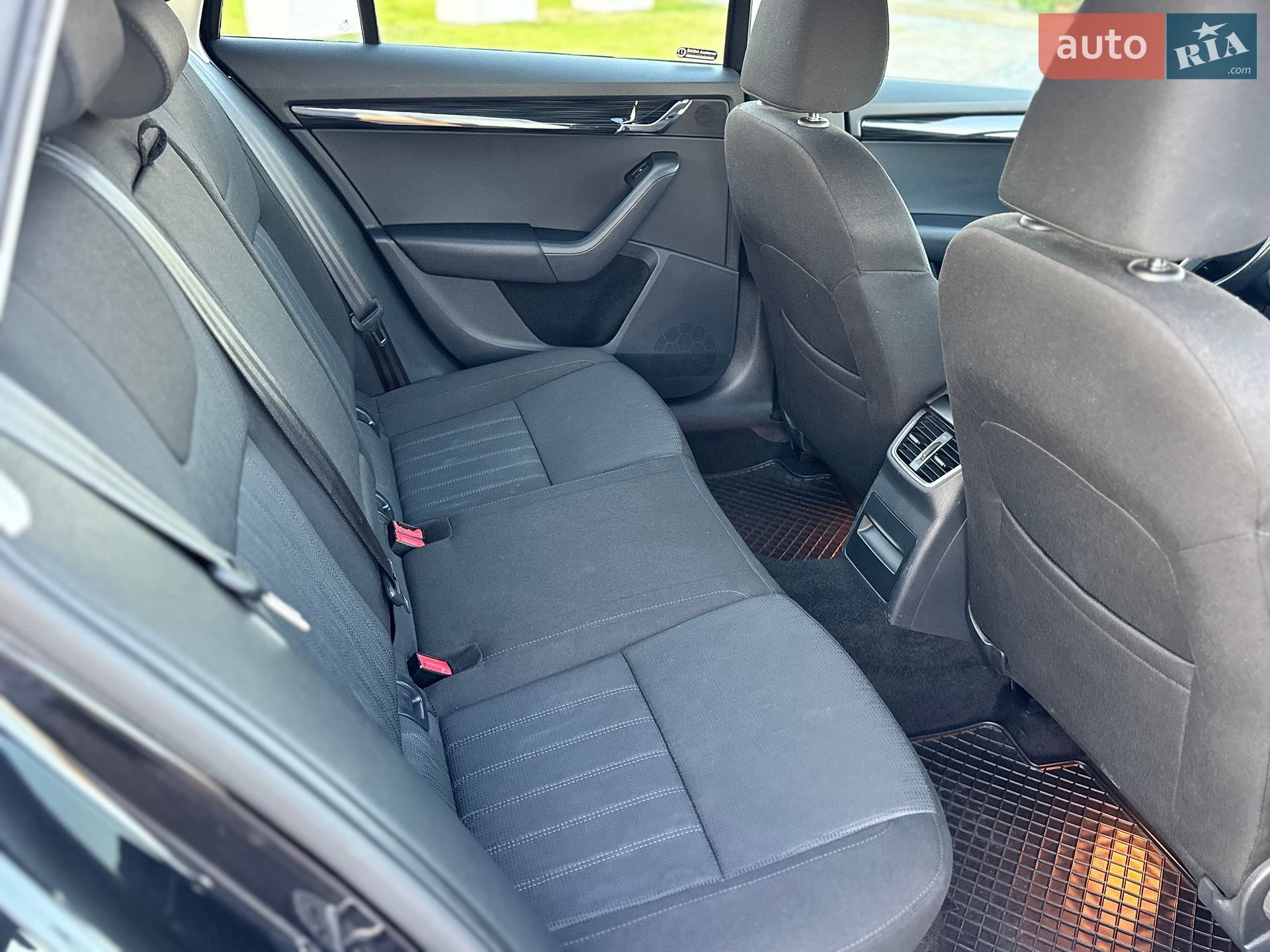 Skoda Octavia 2019 VIN TMBJJ7NE7K0147126 фото оголошення 33 з 41