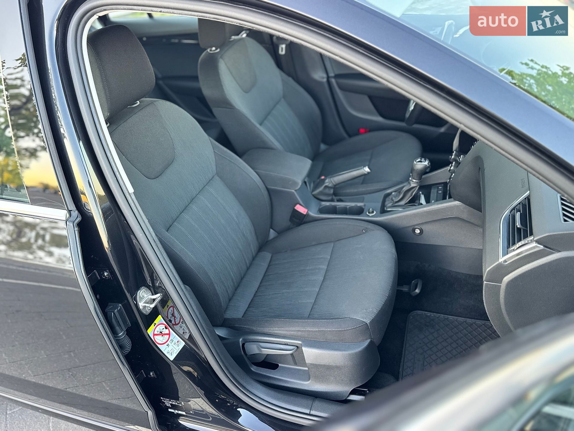 Skoda Octavia 2019 VIN TMBJJ7NE7K0147126 фото оголошення 34 з 41