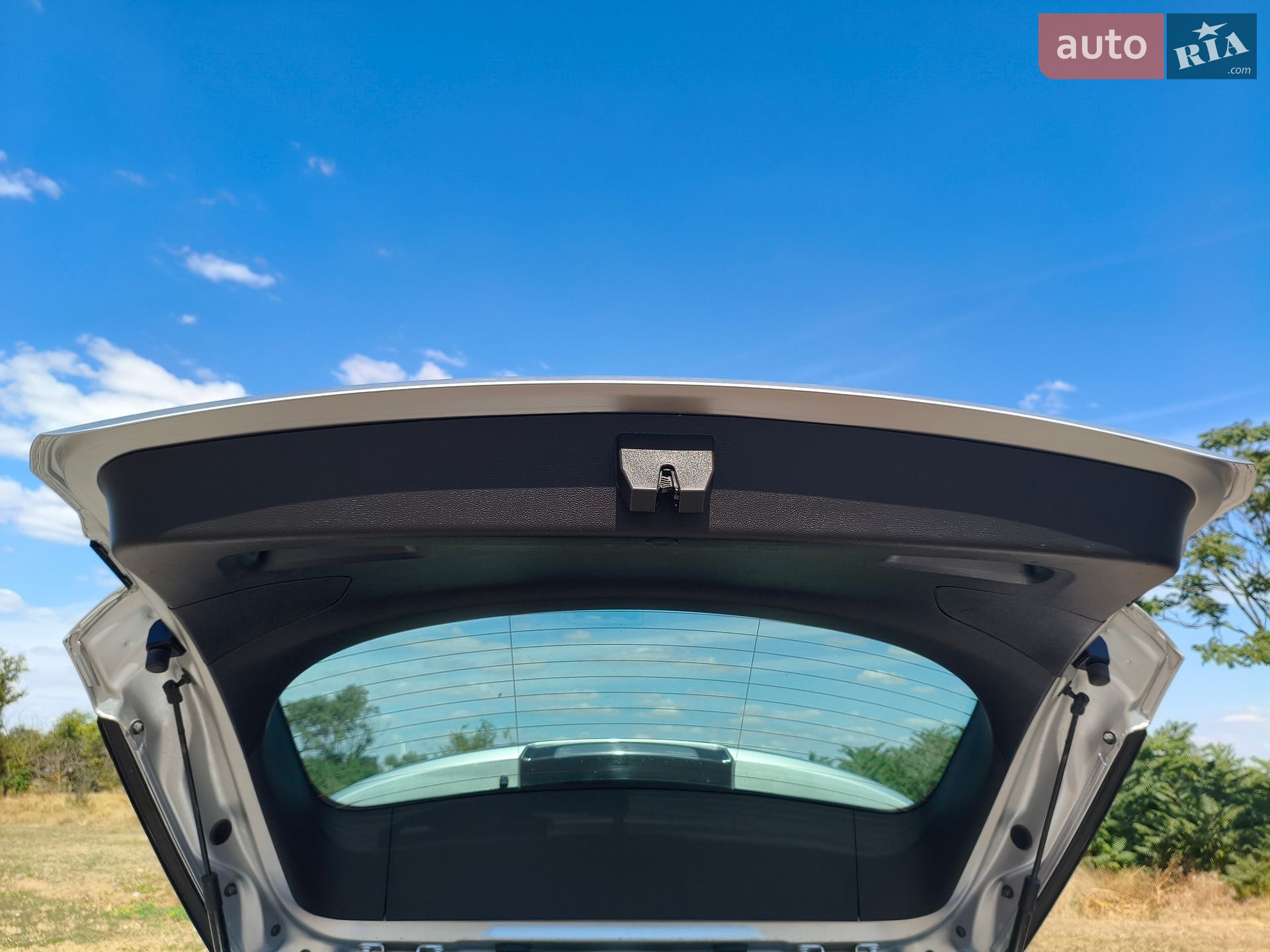 Opel Astra 2019 VIN W0VBD8EG6K8055516 фото оголошення 2 з 60
