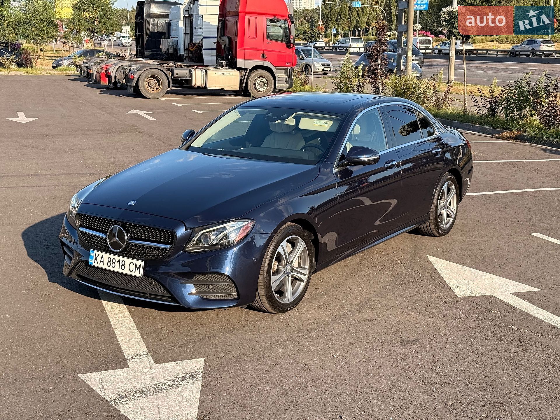 Mercedes-Benz E-Class 2016 VIN WDDZF4KB1HA174859 фото оголошення 3 з 51