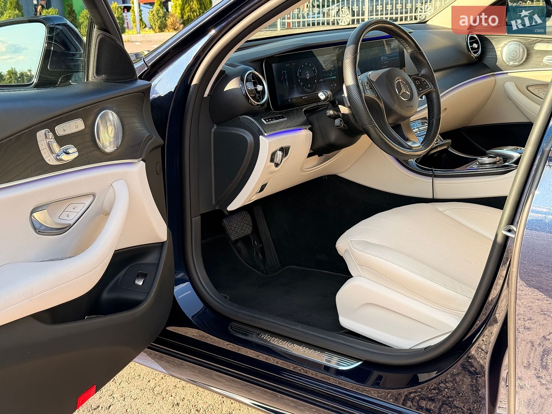 Mercedes-Benz E-Class 2016 VIN WDDZF4KB1HA174859 фото оголошення 25 з 51