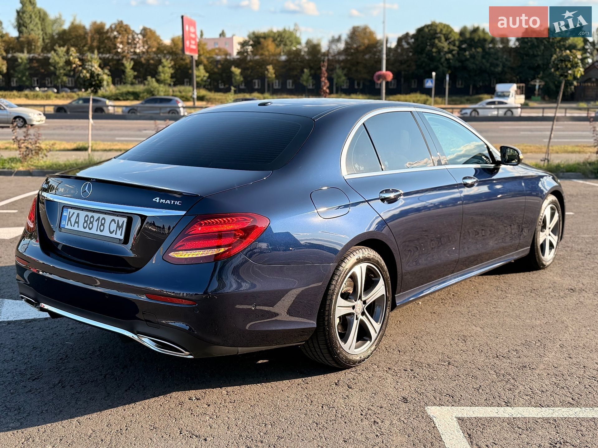 Mercedes-Benz E-Class 2016 VIN WDDZF4KB1HA174859 фото оголошення 12 з 51