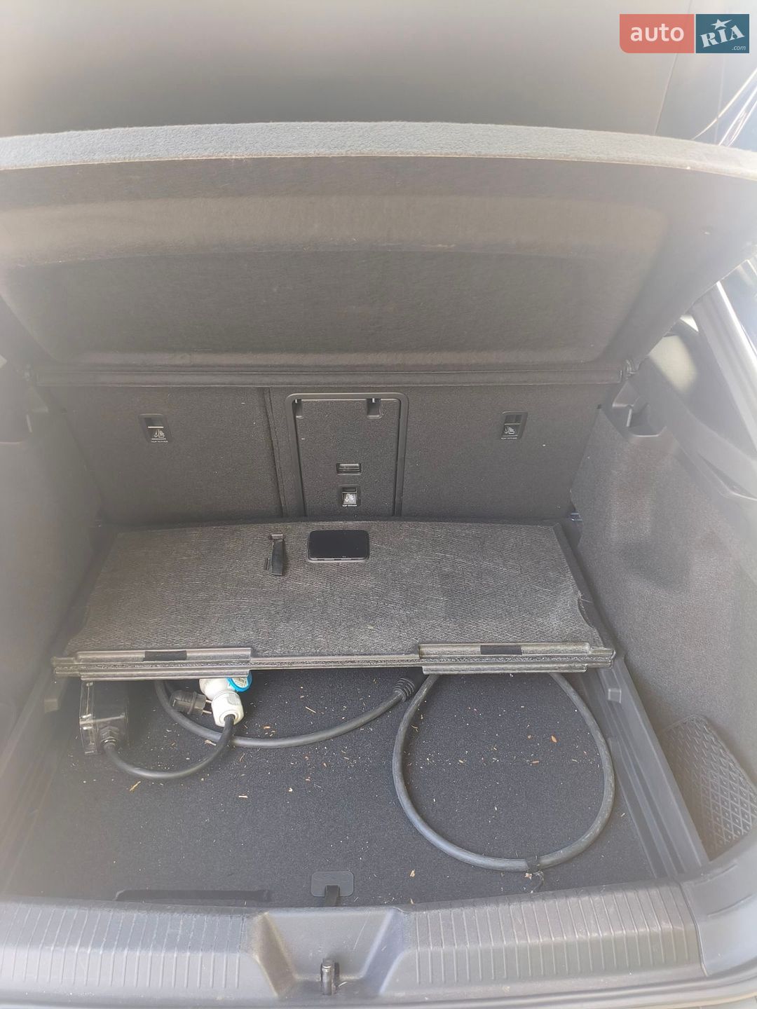 Volkswagen ID.4 2021 VIN WVGKMPE27MP041993 фото оголошення 8 з 14