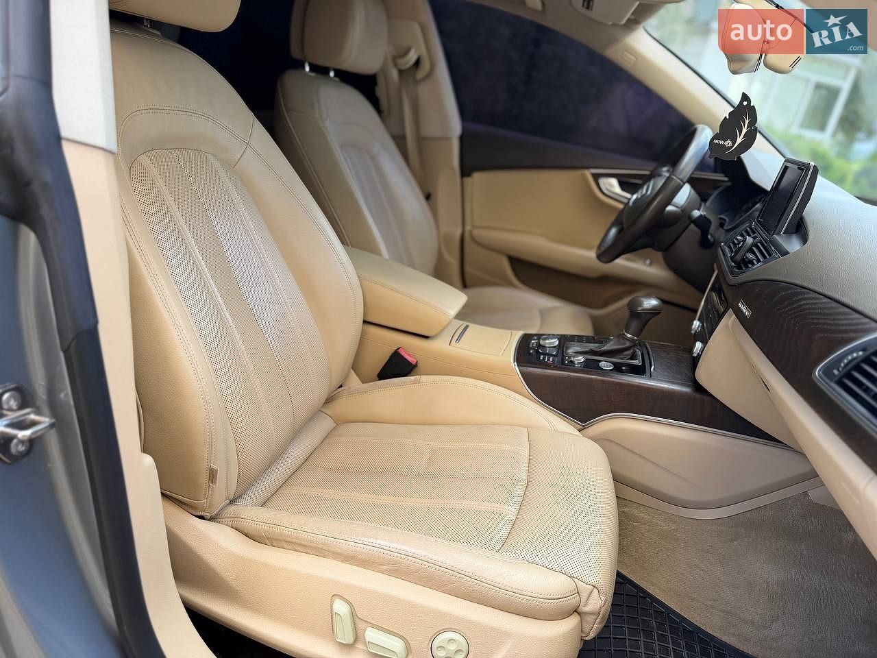 Audi A7 Sportback 2011 VIN WAU2GAFC9CN038519 фото оголошення 24 з 36