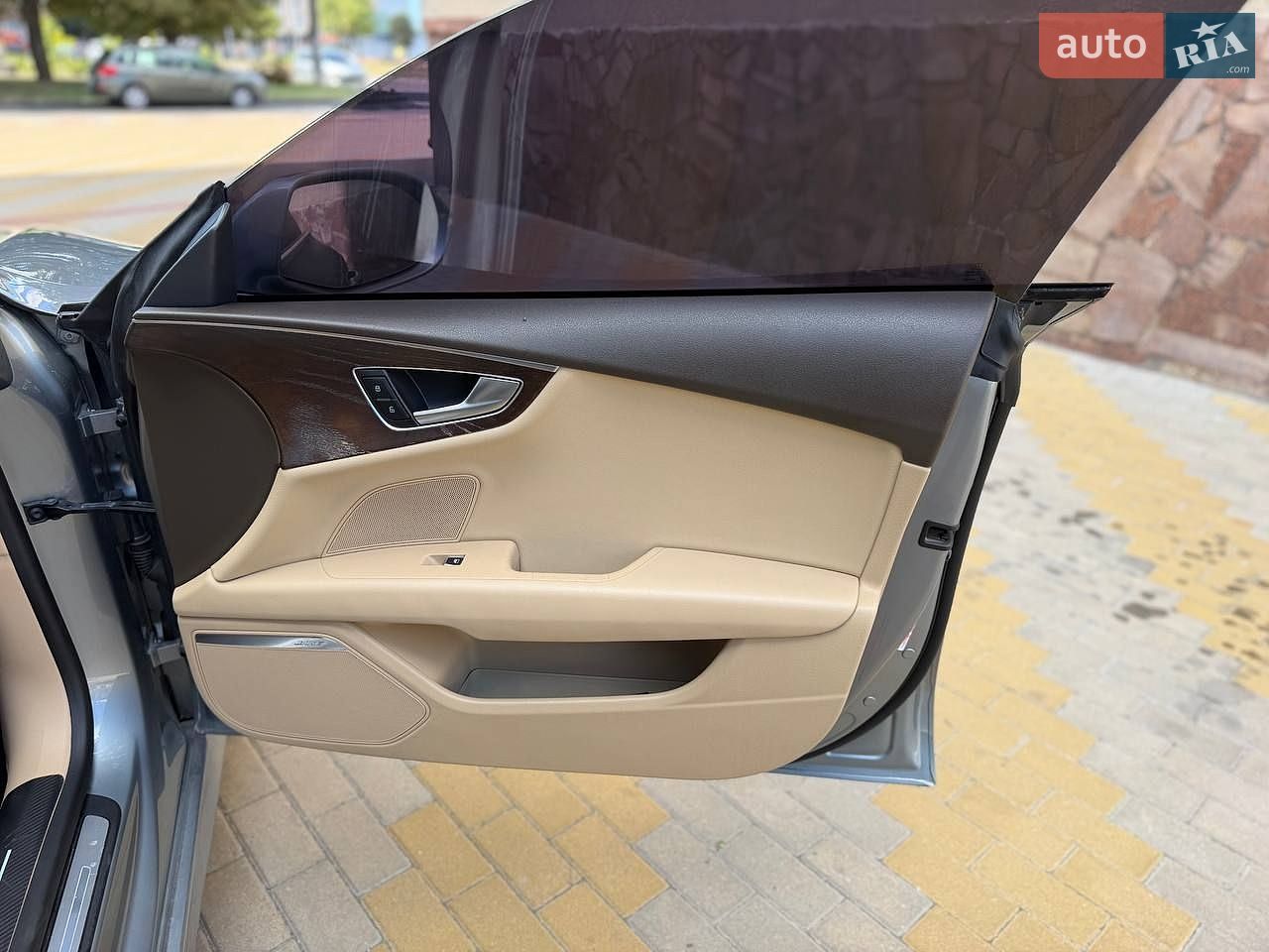 Audi A7 Sportback 2011 VIN WAU2GAFC9CN038519 фото оголошення 25 з 36