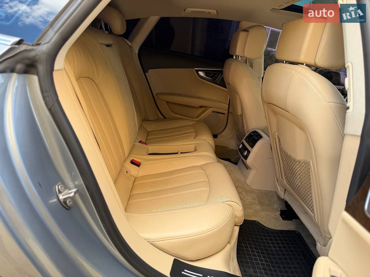 Audi A7 Sportback 2011 VIN WAU2GAFC9CN038519 фото оголошення 30 з 36