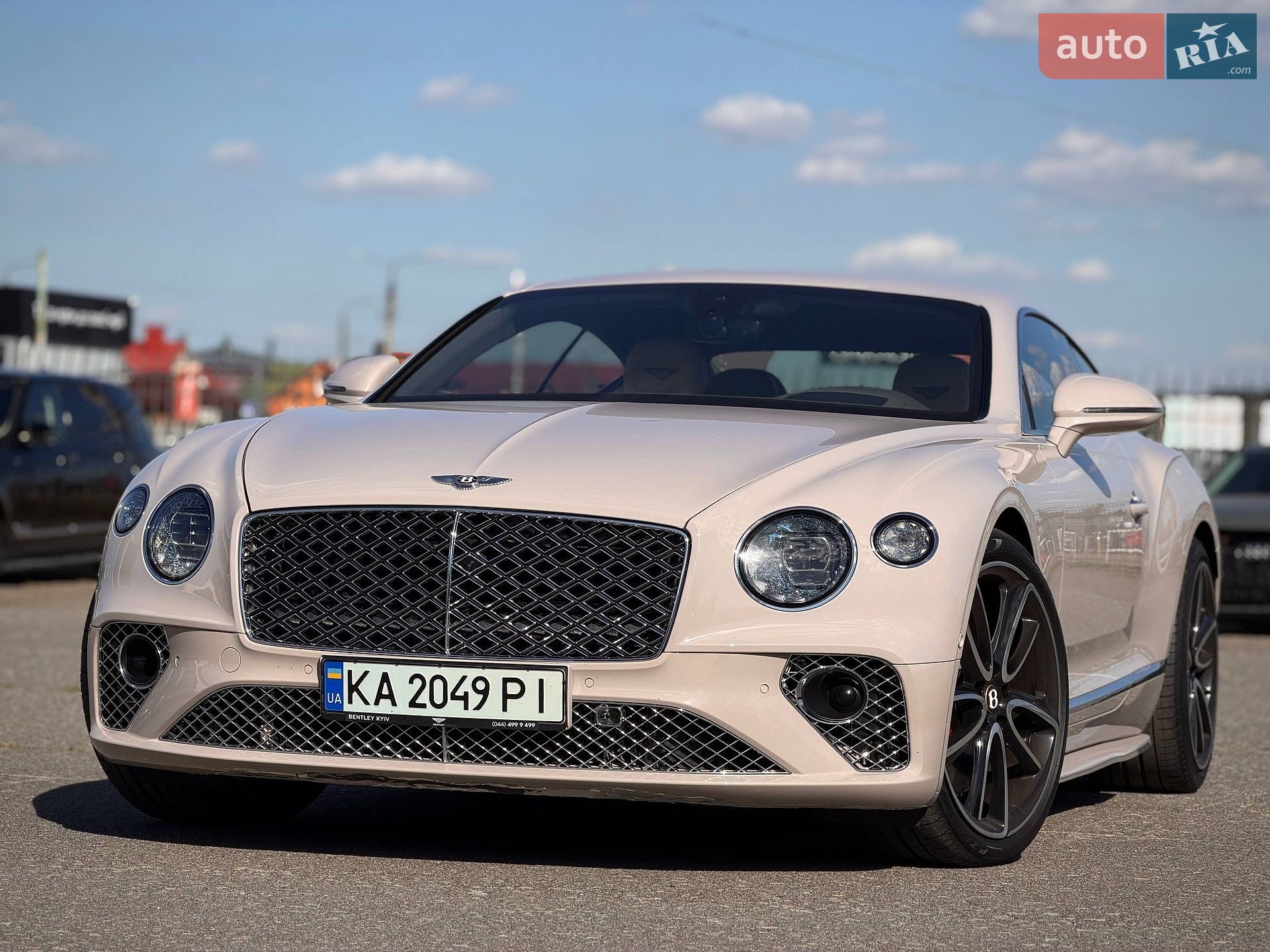 Bentley Continental GT 2019 VIN SCBCS13S5LC078144 фото оголошення 11 з 104